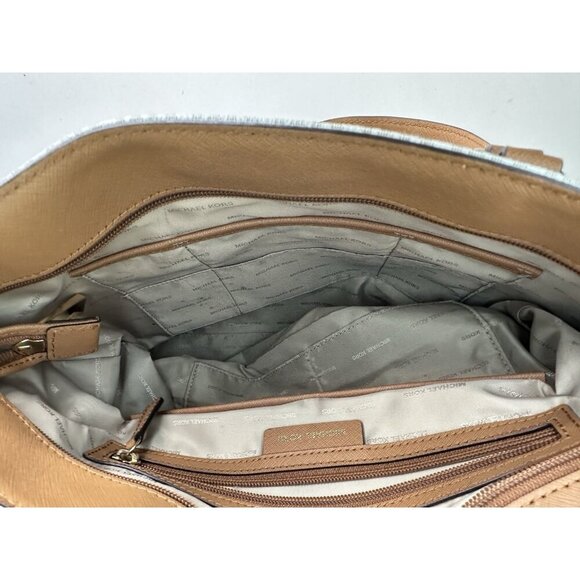 Michael Kors Jet Set Travel Md Carryall Tote White Canvas - Picture 9 of 11